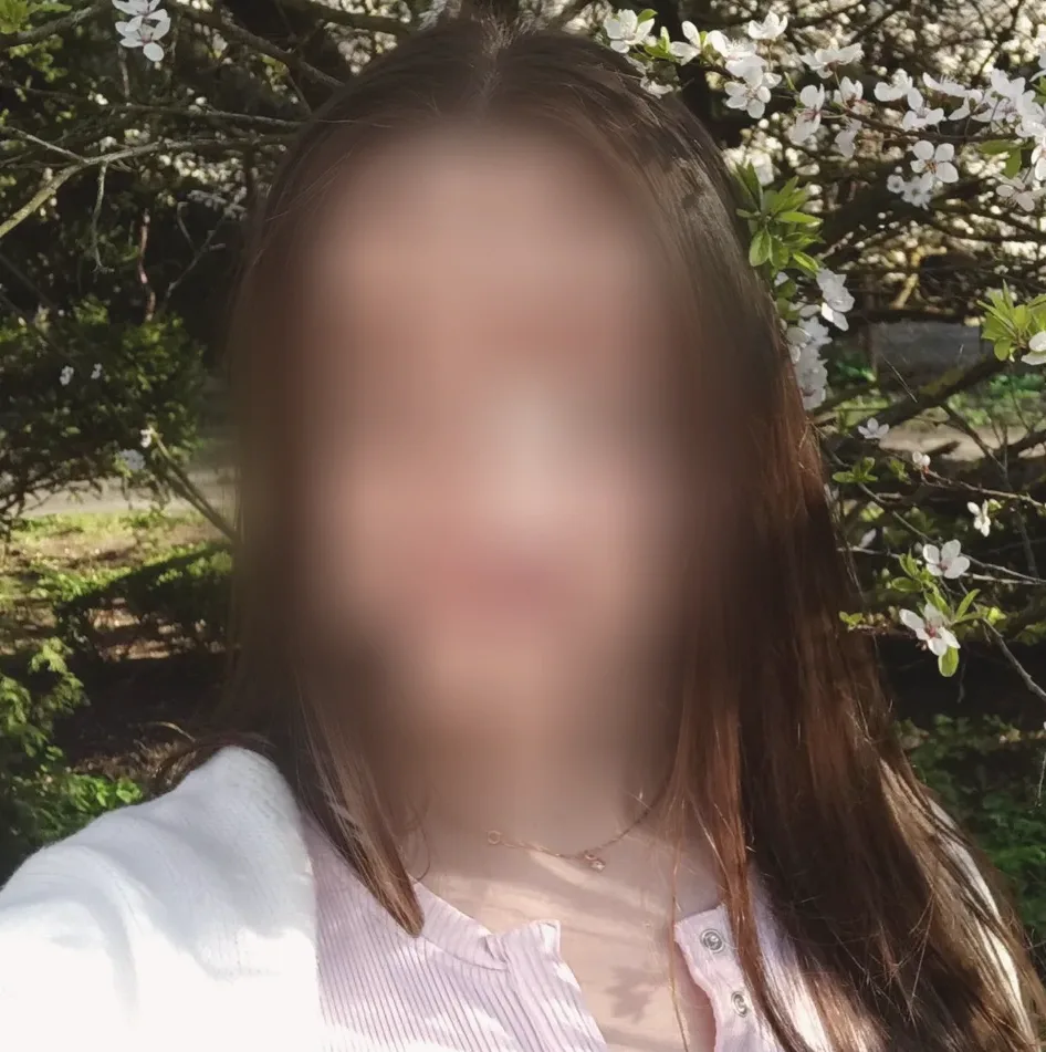 Cecilie, 32
