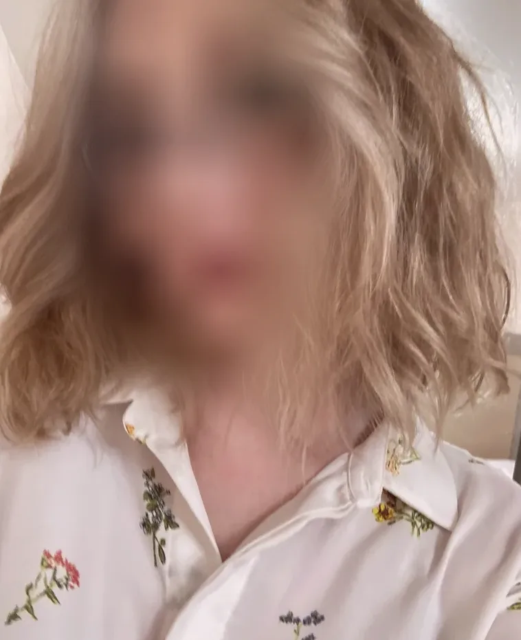 Charlotte, 33